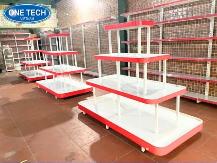 Kệ 4 tầng hình chữ nhật tại Cần Thơ