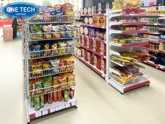 Kệ giỏ mì thiết kế lòng sâu, hạn chế rơi hàng hóa