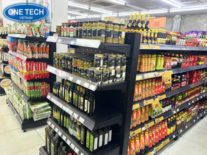 Mẫu kệ siêu thị phổ thông