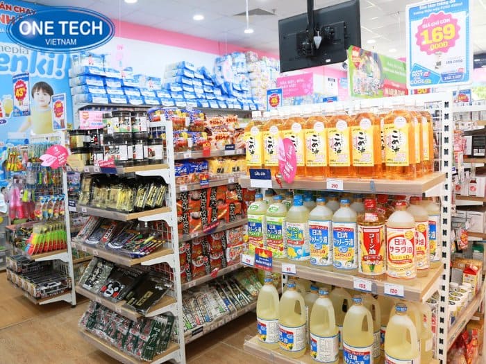 Kệ siêu thị khung sắt mặt gỗ tại Hà Nội