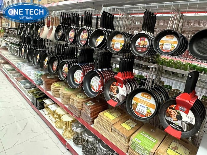 Kệ siêu thị móc treo hàng nặng