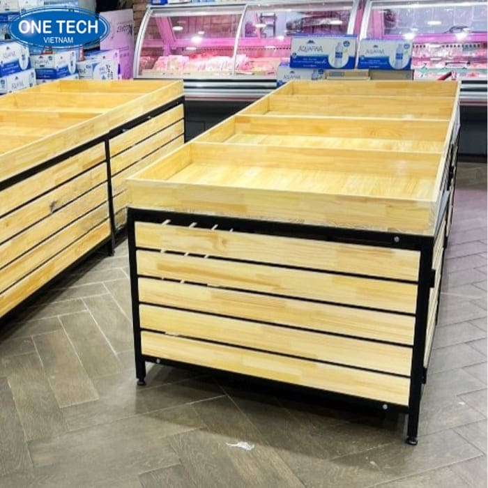 Ụ gỗ vuông bày hoa quả