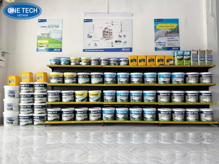 Kệ đen 4 tầng mica màu vàng