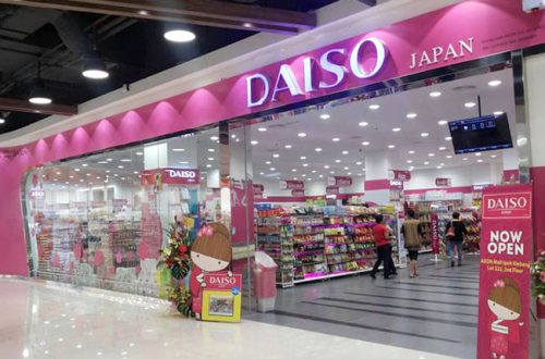 Cửa hàng đồng giá Daiso Nhật Bản