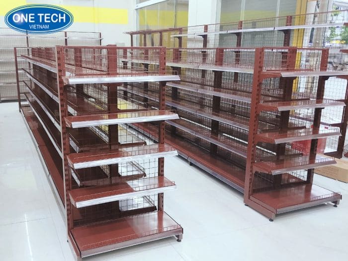 Kệ siêu thị lưng lưới phổ biến 