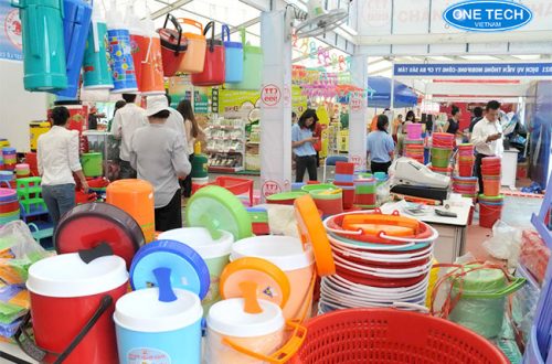 Mở cửa hàng đồ nhựa gia dụng