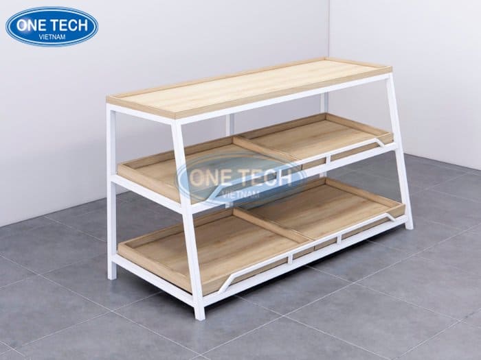 Kệ gỗ chân hình thang dùng trưng bày hàng hóa