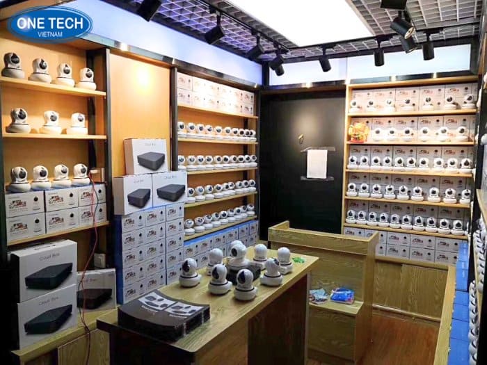 Kinh nghiệm chọn kệ bày camera chất lượng cho cửa hàng