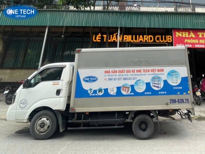 One Tech Group, đơn vị sản xuất kệ trưng bày sản phẩm bằng gỗ uy tín