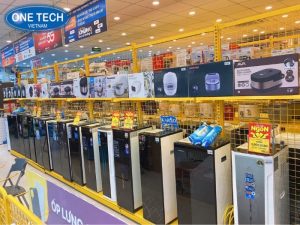 Giá kệ trưng bày máy lọc nước màu vàng