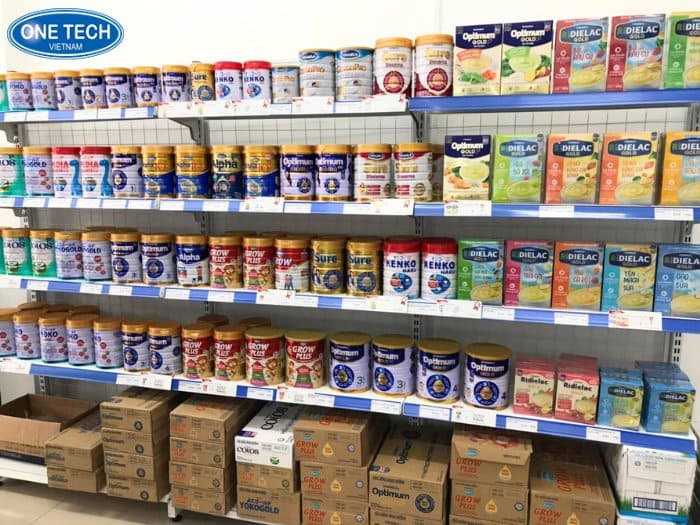 Kệ lưng lưới trưng bày sữa 