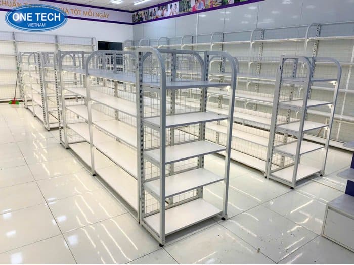 Kệ đôi giữa nhà trưng bày sữa