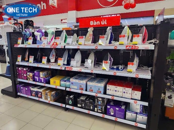 Kệ trưng bày điện máy lưng tôn lỗ màu đen