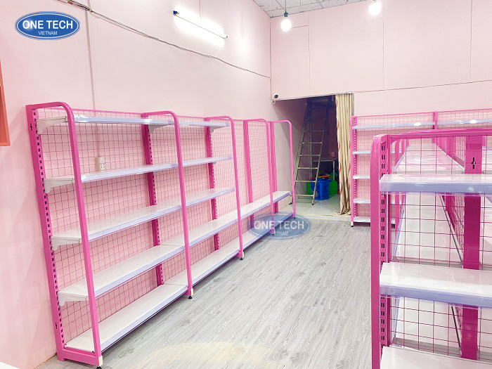 Mẫu kệ siêu thị màu hồng tô hồng cho không gian của bạn