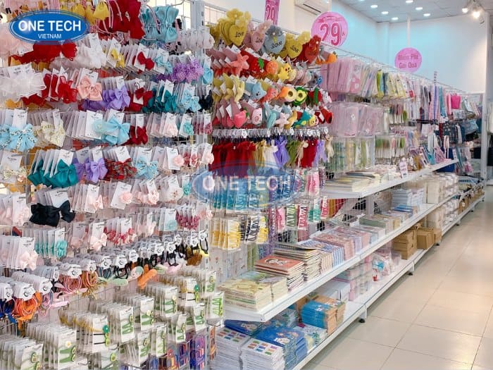 Kệ trưng bày sản phẩm móc treo