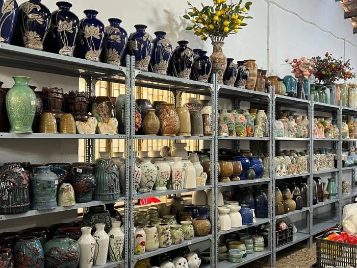 Kệ V lỗ giá rẻ dùng trưng bày đồ cổ số lượng lớn