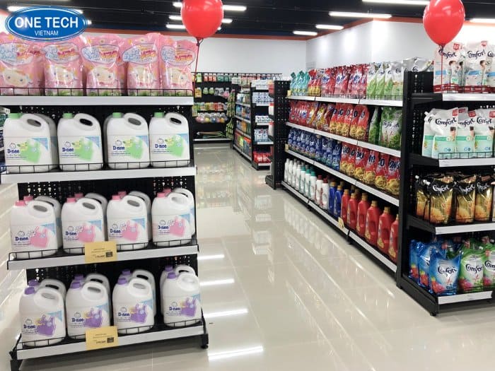 Ý nghĩa của giá kệ để nước giặt, nước xả trong shop