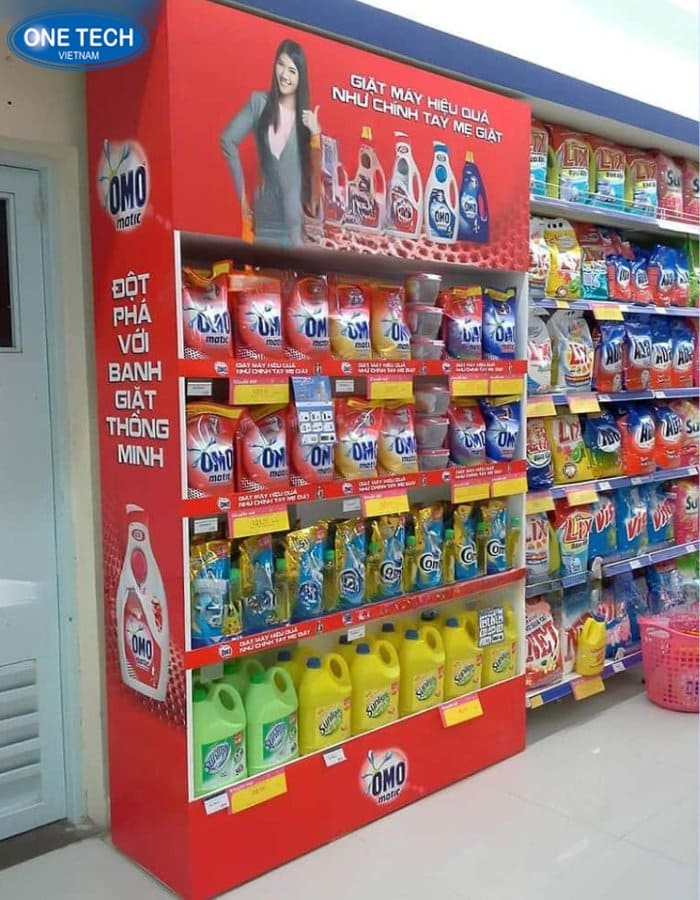 Kệ quảng cáo nước giặt sử dụng khi ra mắt sản phẩm mới