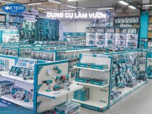 Kệ trưng bày kim khí được thiết kế chắc chắn