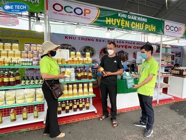 Kệ trưng bày triển lãm lưng lưới