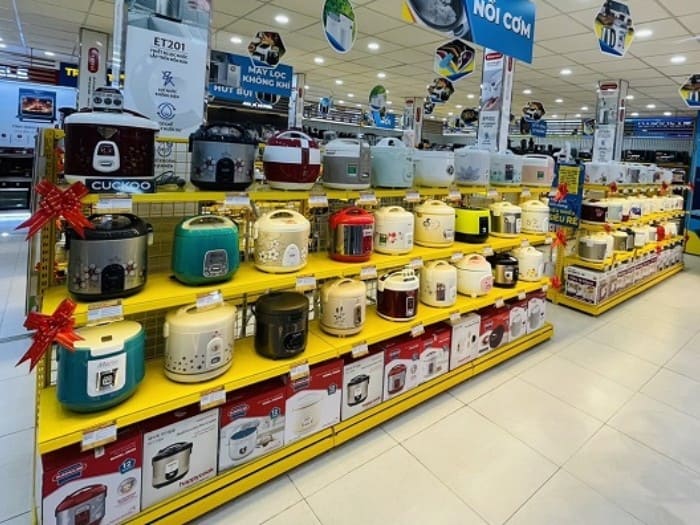 Kệ trưng bày có đèn LED thiết kế đa năng
