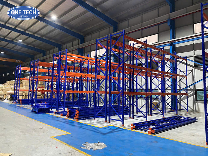 Đơn vị chuyên kệ trưng bày và kệ kho chất lượng cao