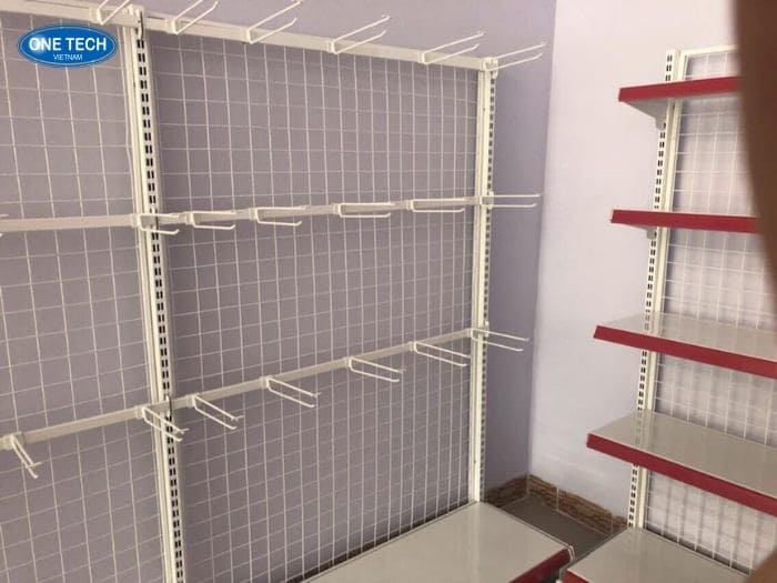 Kệ siêu thị có móc treo tại Thái Nguyên