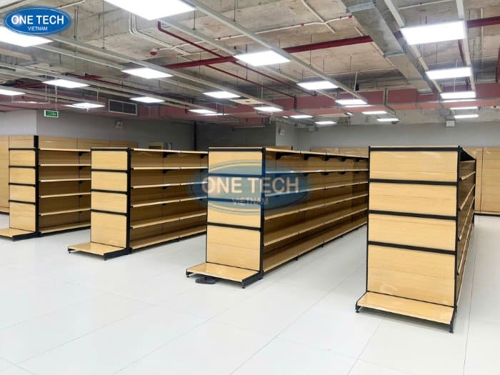 Kệ siêu thị vân gỗ cho siêu thị Long Beach Phú Quốc