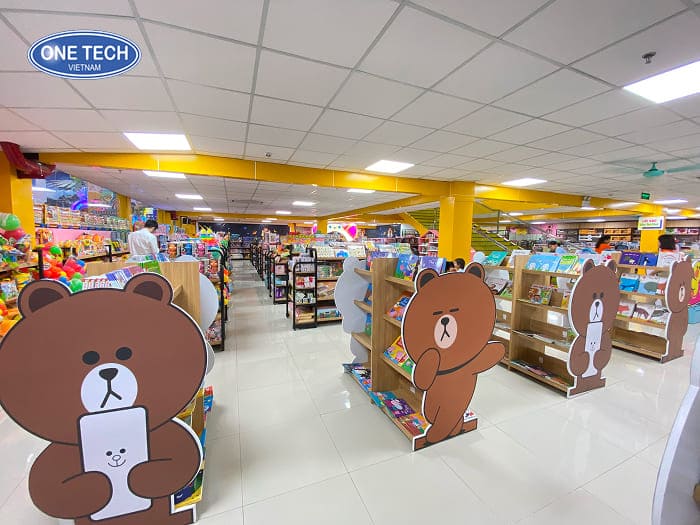 Kết hợp trưng bày cùng đồ trang trí