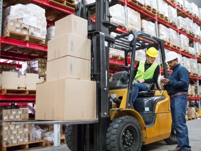 Thiết bị hỗ trợ và công cụ vận chuyển