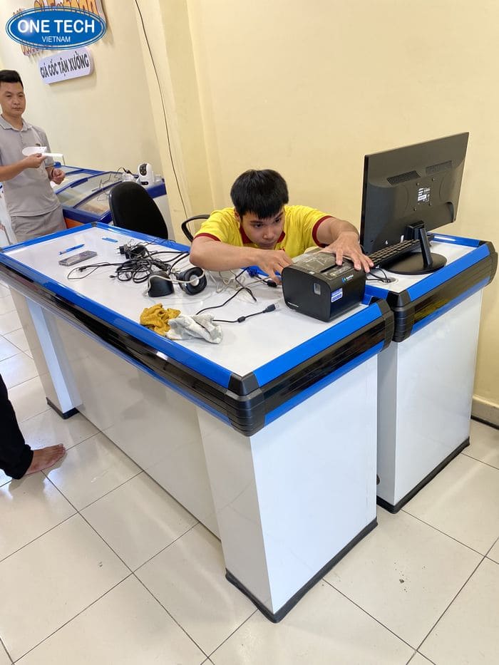 Quầy thu ngân siêu thị thanh lý 10