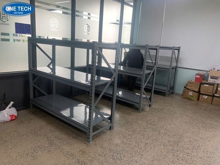 Giá bán kệ trung tải độc lập tại One Tech Group