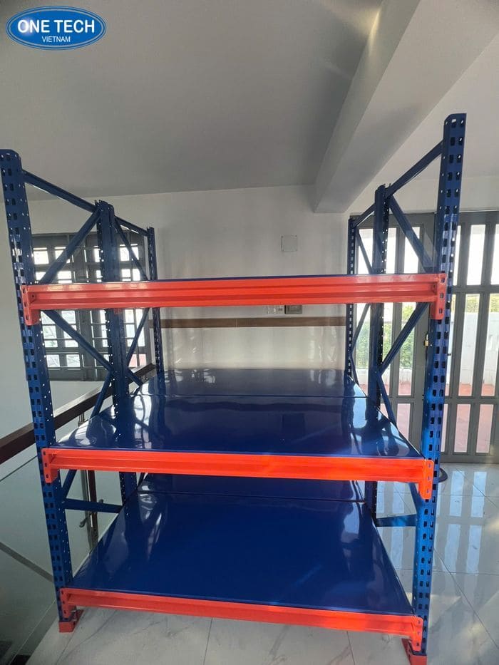 Kệ 3 tầng có độ bền cao