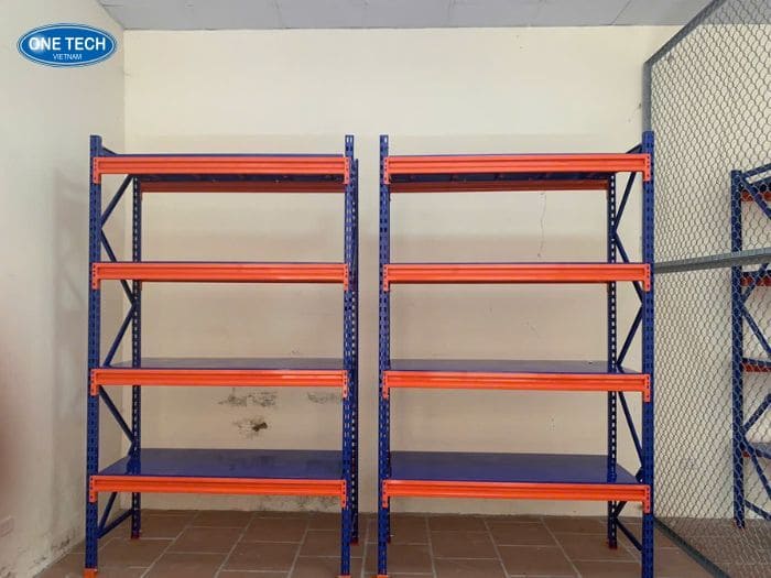 Kệ 4 tầng phổ biến