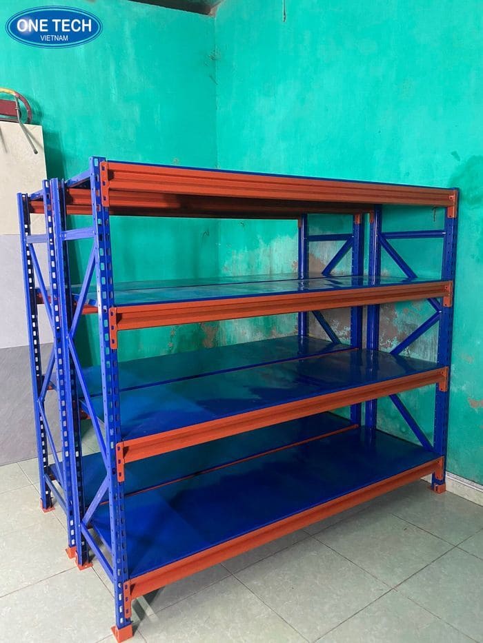 Kệ trung tải có thiết kế theo yêu cầu