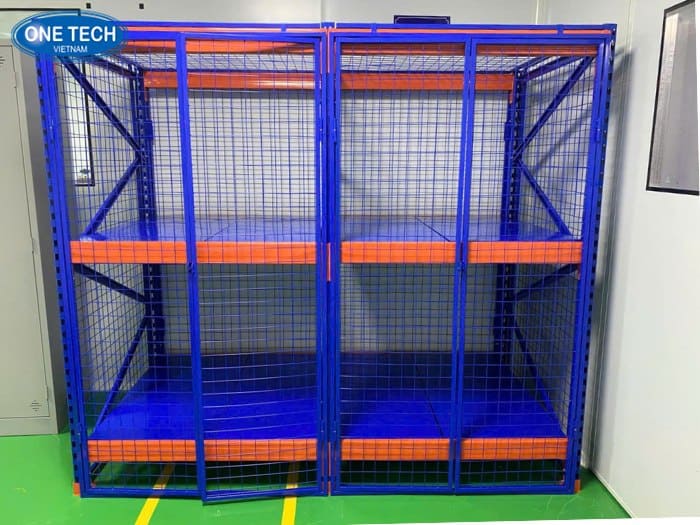 Kệ quây lưới để đồ nghề cơ khí