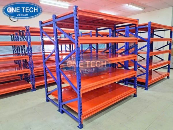 Kệ trung tải 4 tầng chắc chắn