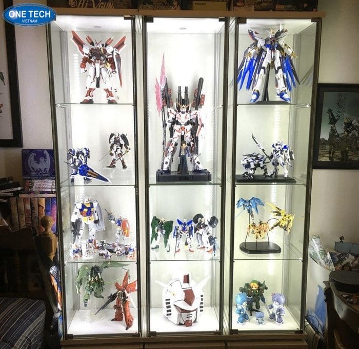 Mẫu tủ trưng bày Gundam 09