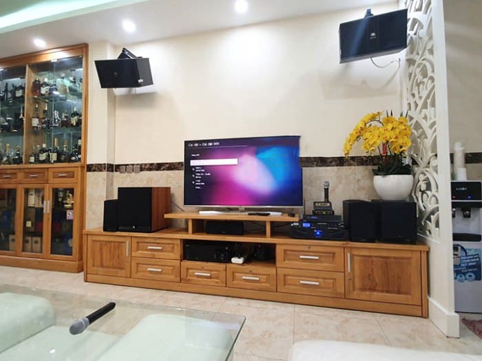 Kệ phòng khách cỡ lớn để các thiết bị âm thanh