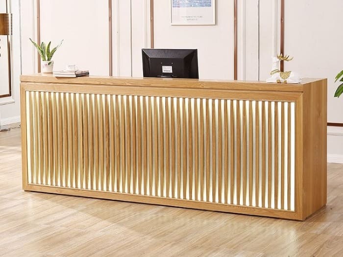 Quầy thu ngân shop quần áo bằng gỗ