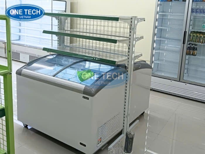 Kệ lưng lưới thiết kế theo yêu cầu 