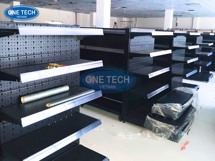 Lắp đặt dự án kệ cho siêu thị BRG Mart 02