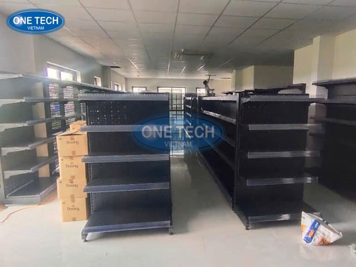Lắp đặt dự án kệ siêu thị BRG Mart 03