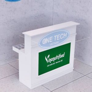 Bàn thu ngân Vinanutrifood 01