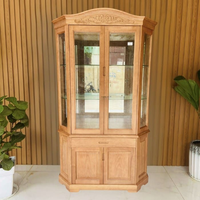 Tủ chất liệu gỗ tự nhiên cổ điển
