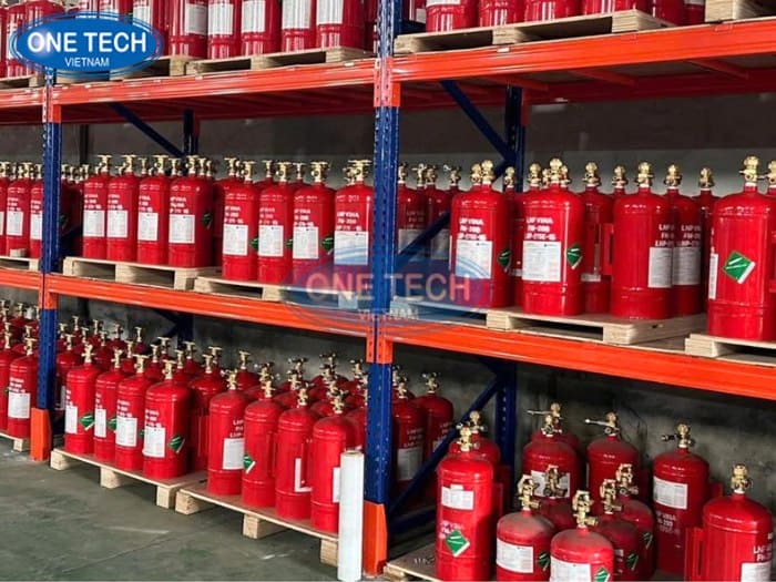 Cách chọn kệ đựng bình chữa cháy tối ưu nhu cầu
