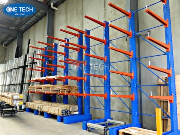 Kệ tay đỡ chuyên để các loại bao bì cuộn