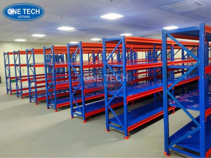 Kệ trung tải 500kg/tầng