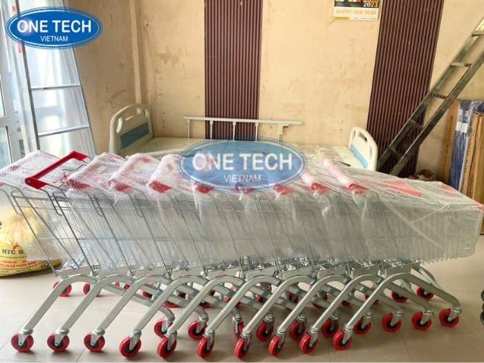Thanh lý xe đẩy siêu thị độ mới tới 99%