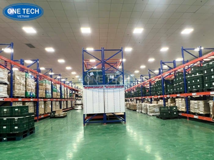 Nhà máy sản xuất kệ kho hàng tại Hà Nội